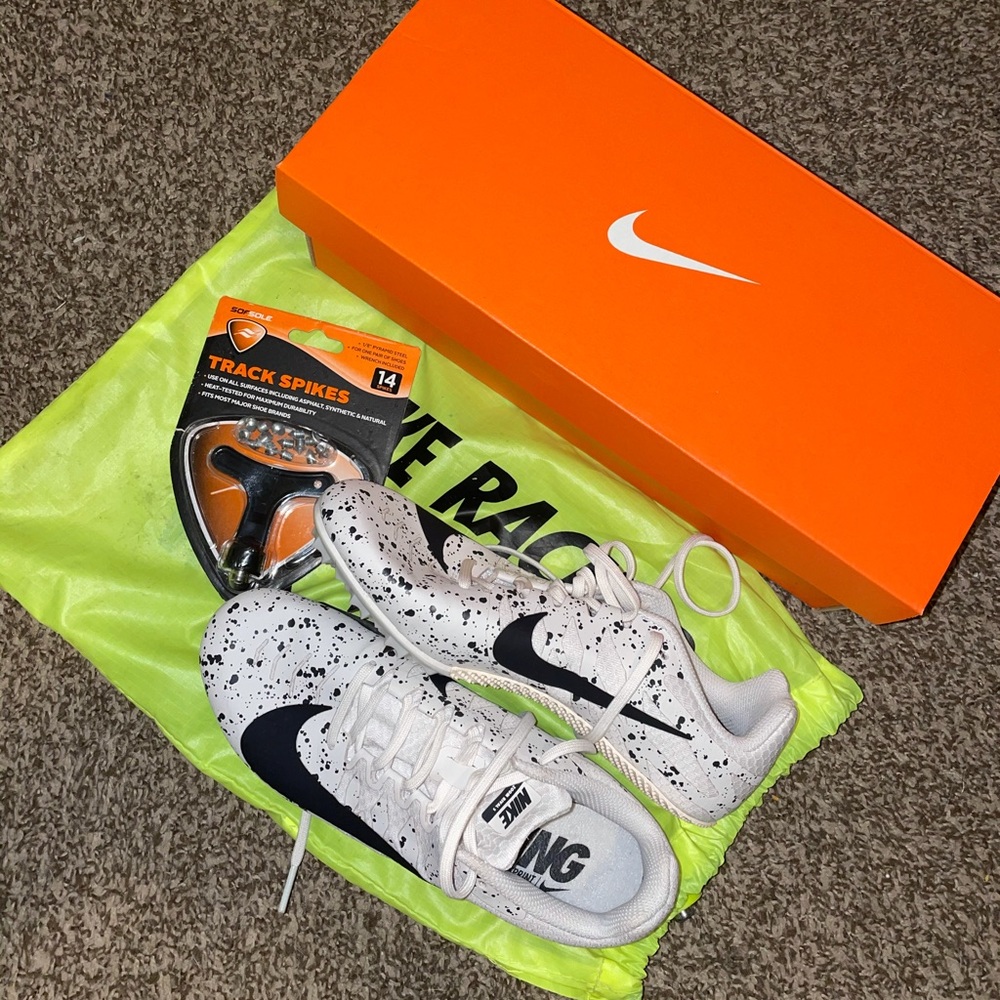 nike track spikes